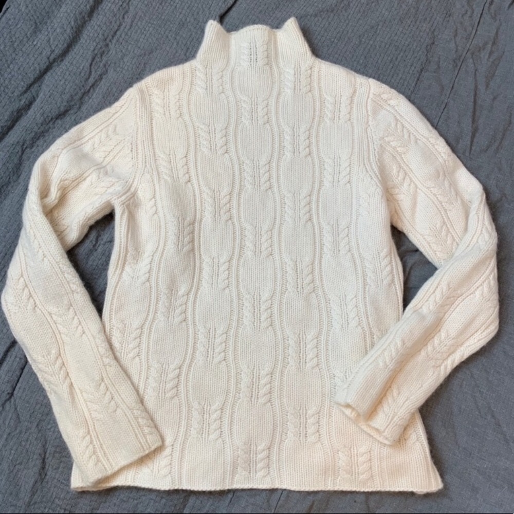 Mariele Waithe 100% Cashmere sweater medium